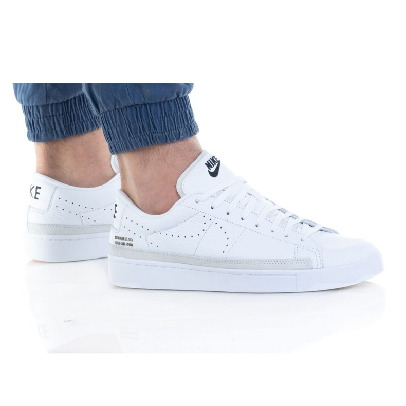 Buty Nike Blazer Low X M DA2045-100 białe