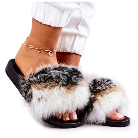FM1 Klapki Z Naturalnym Futerkiem Biało-Czarne Naturis białe