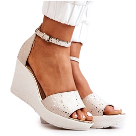 Damskie Sandały Na Koturnie Laura Messi 2389 Beżowe beżowy złoty