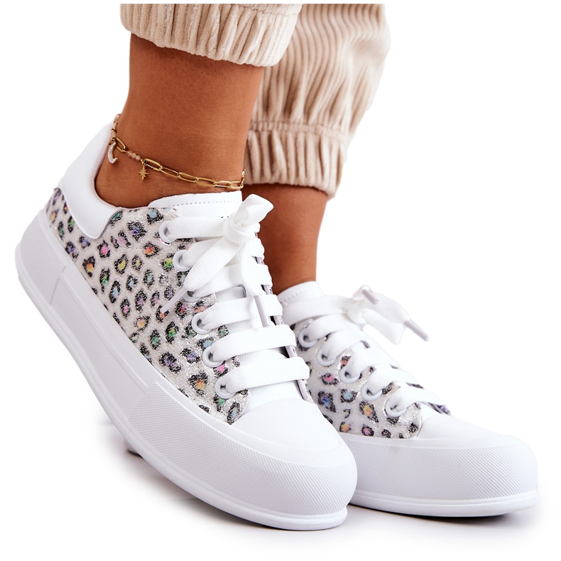 Damskie Trampki Na Platformie GOE JJ2N4075 Białe