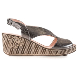 TRENDI Srebrne Skórzane Sandałki Na Koturnie szare