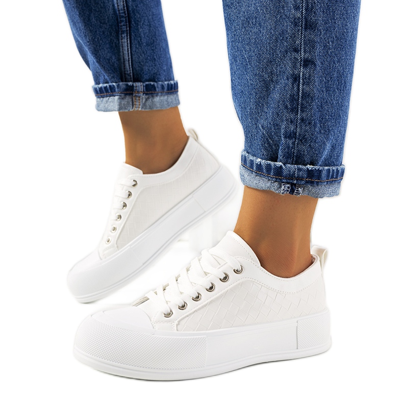 Białe trampki na grubej podeszwie Luther