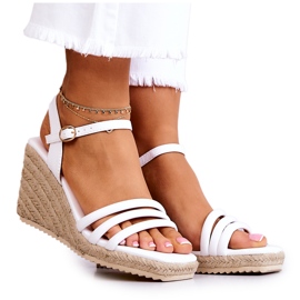 FJ1 Sandałki Na Koturnie Białe Louisiana