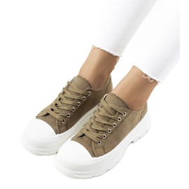 Zielone trampki na grubej podeszwie Prenzel