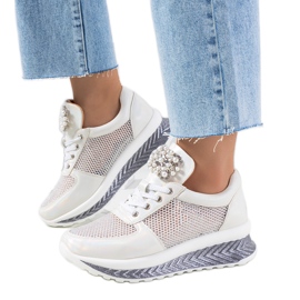 Białe holograficzne sneakersy Saggers