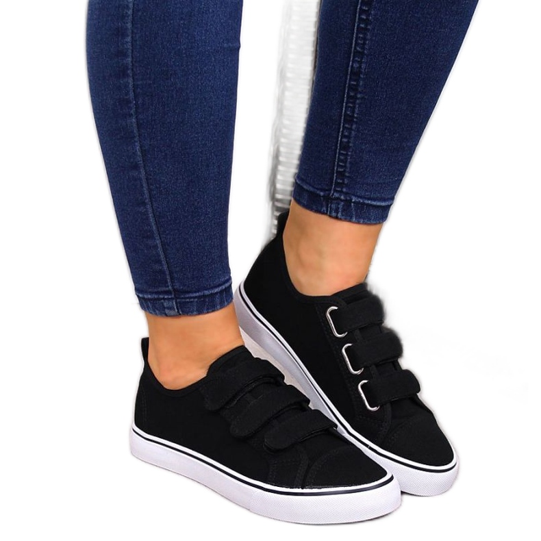 Trampki tekstylne na rzepy Atletico W ATC336B czarne