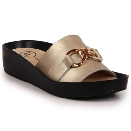 Klapki skórzane z łańcuchem Filippo W PAW345B złote złoty