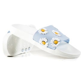 TRENDI Błękitno-białe Klapki W Stokrotki niebieskie