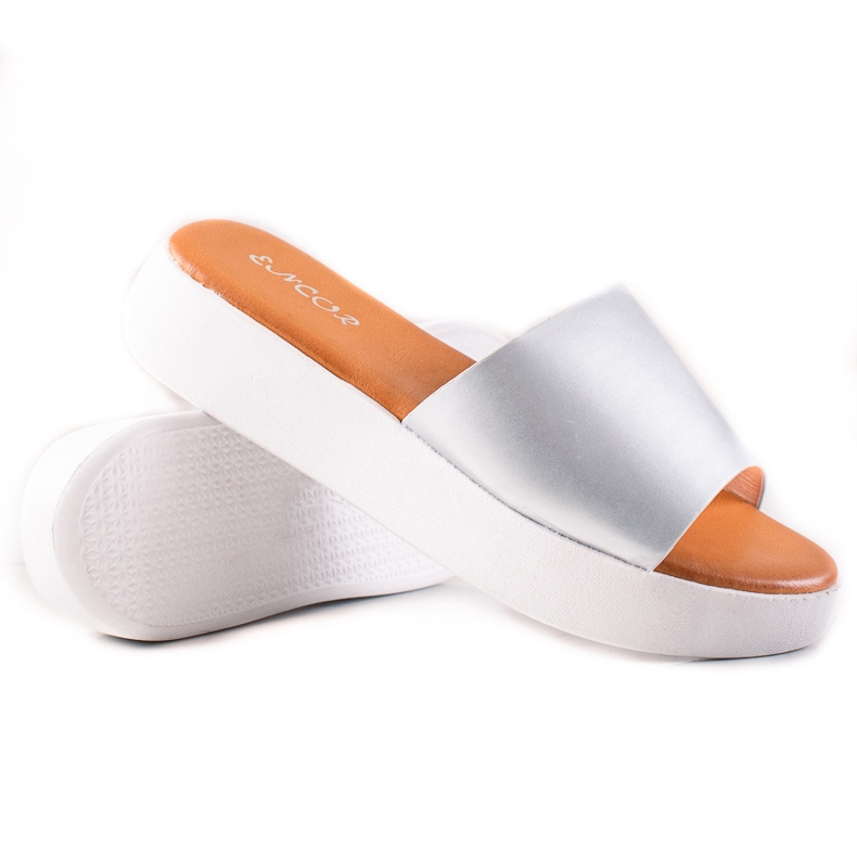 Encor Srebrne Klapki Na Platformie srebrny