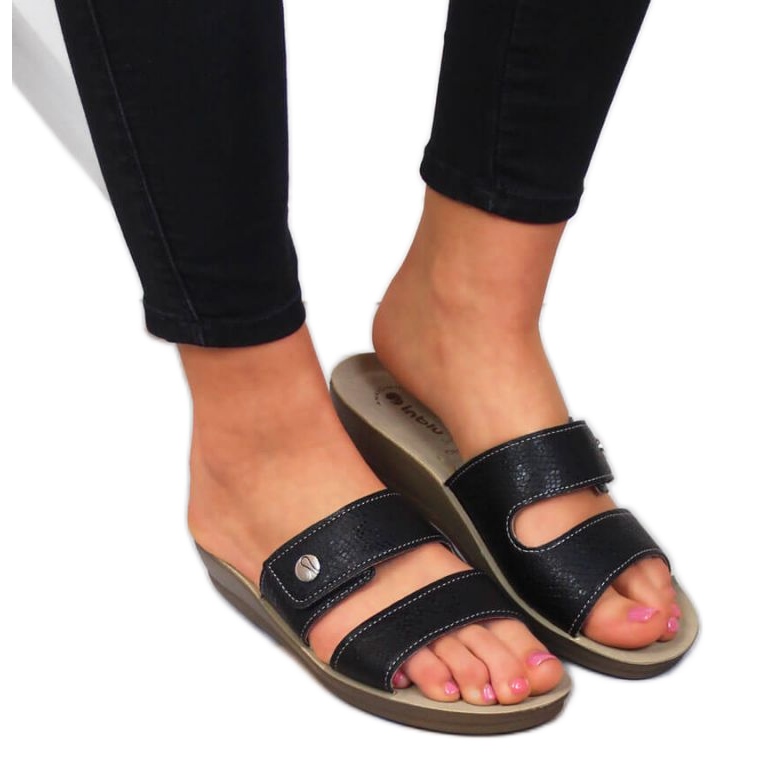 Klapki na rzep Inblu W ARC10B czarne