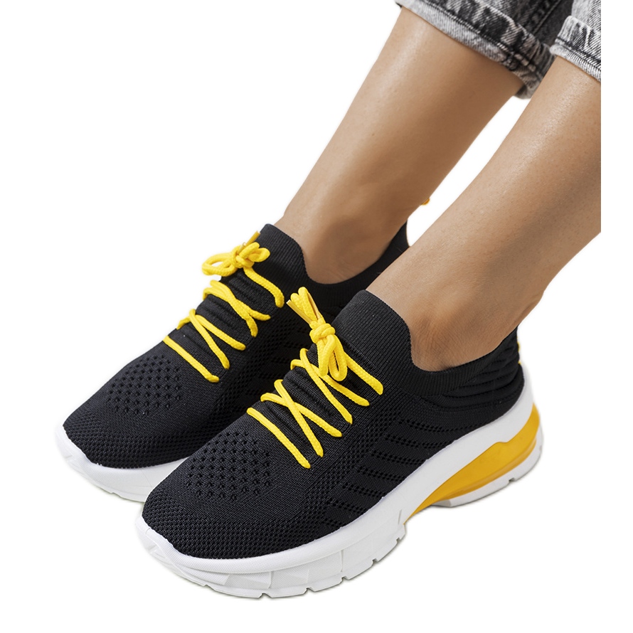 Czarne sportowe sneakersy Marilva żółte