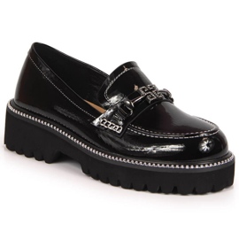 Półbuty lakierowane czarne W S.Barski