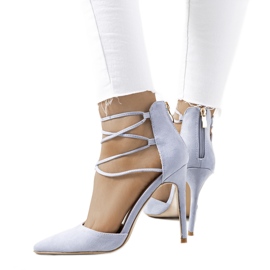 Niebieskie szpilki z rzemykiem Glover