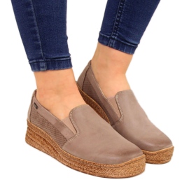 Półbuty skórzane damskie na koturnie beżowe Helios 350 beżowy