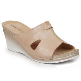 Klapki damskie na koturnie beżowe Vinceza beżowy