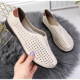 Półbuty skórzane damskie ażurowe beżowe Rieker 48457 beżowy