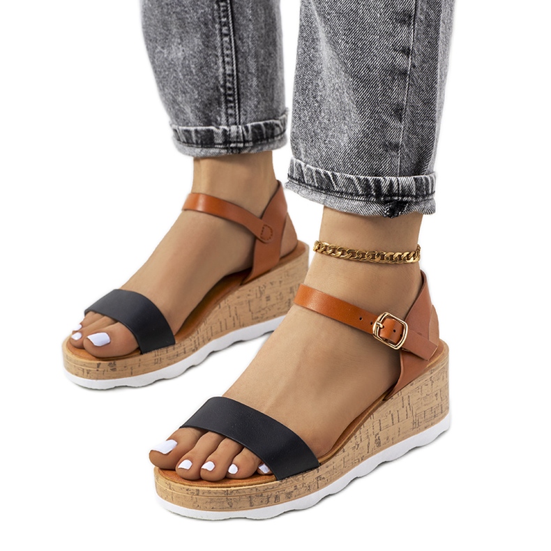 Czarne sandały na koturnie Taylah brązowe