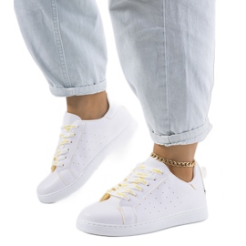 Biało żółte obuwie sportowe Koho białe