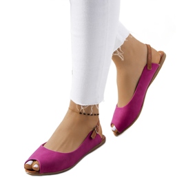 Różowe sandały z cholewką Bene