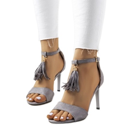 Szare sandały na szpilce Bryant