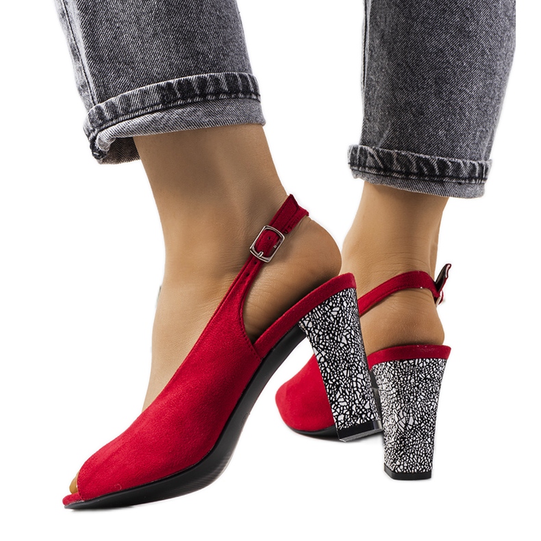 Czerwone zamszowe sandały Bonnie
