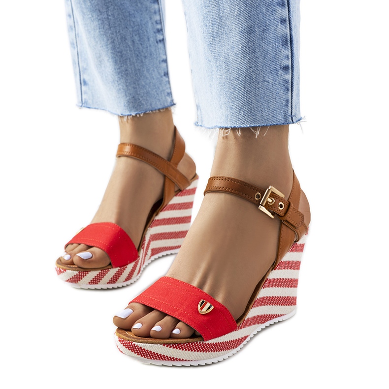 Czerwone espadryle na koturnie Storey brązowe