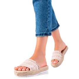 Lucky Shoes Modne Klapki Na Platformie beżowy