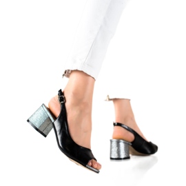 T.Sokolski Połyskujące Sandałki Na Obcasie czarne