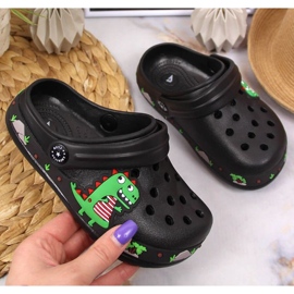 Klapki z dinozaurem American Club Jr AM900A czarne