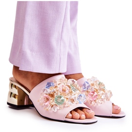 PA2 Skórzane Klapki Damskie Na Obcasie Z Ozdobą Różowe Calinda