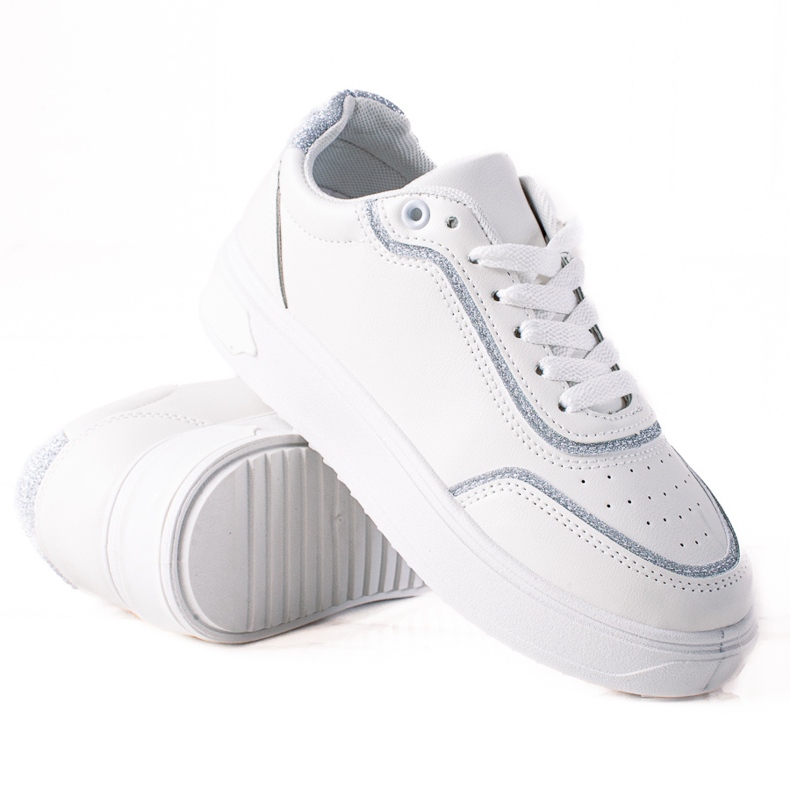 SHELOVET Sneakersy Ze Srebrną Wstawką białe srebrny