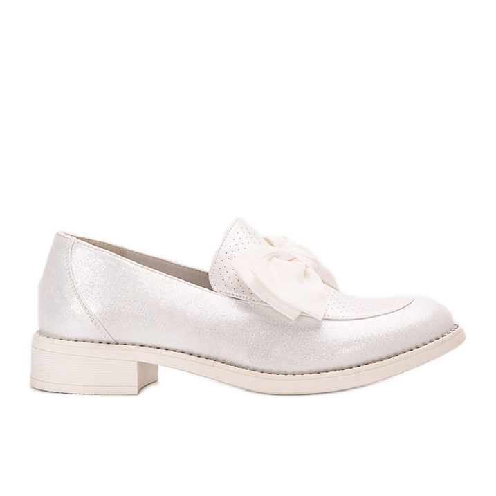 Białe półbuty z kokardką Bizier