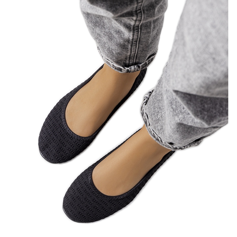 Czarne ażurowe baleriny Holmen