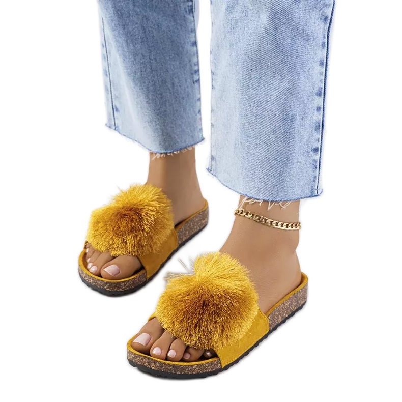 Żółte klapki na korkowej podeszwie Retta