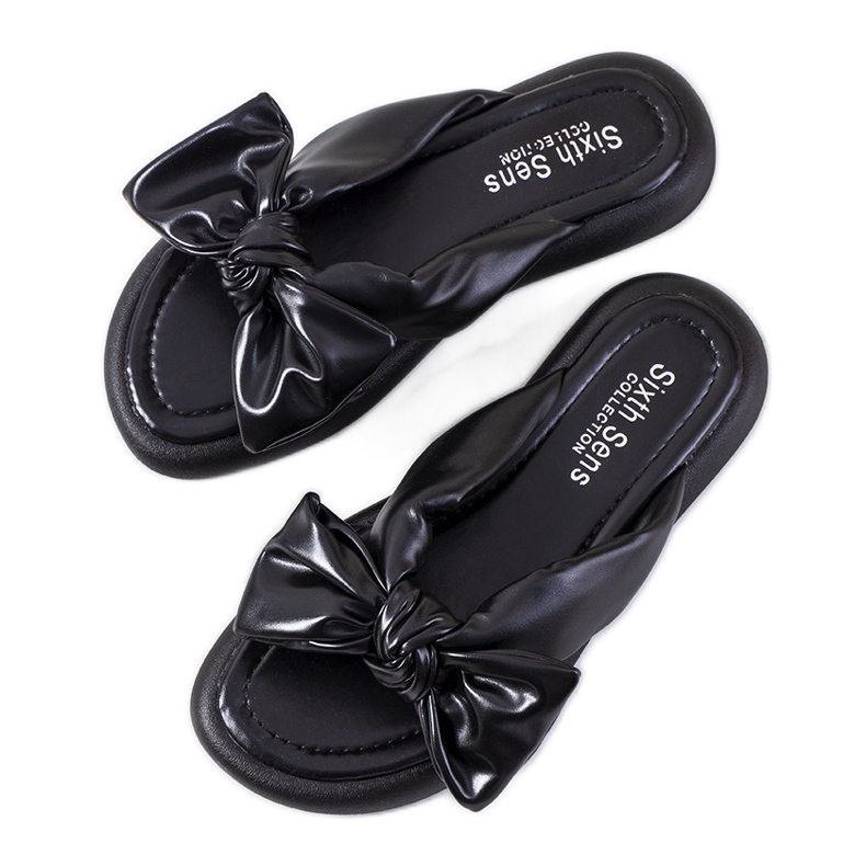 Czarne klapki z kokardką Roio