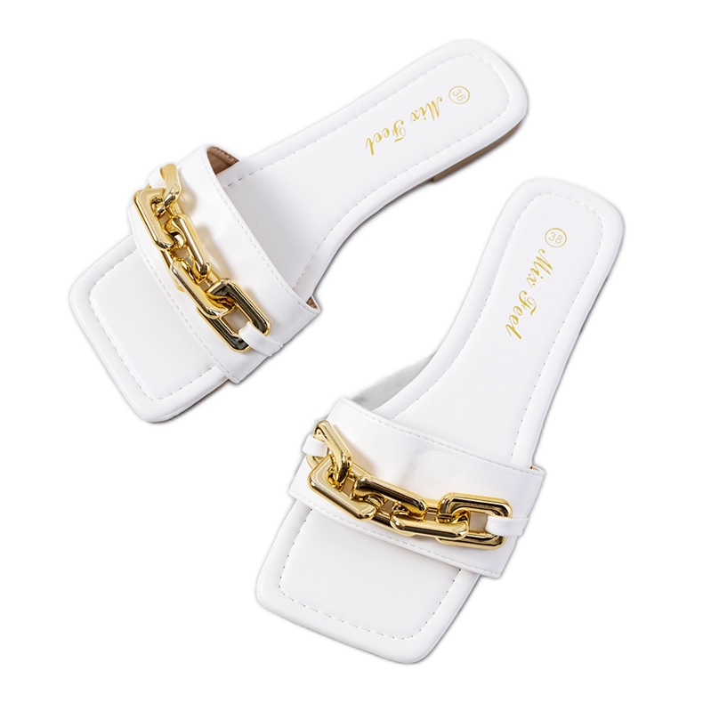 Białe eleganckie klapki z łańcuchem Cherell