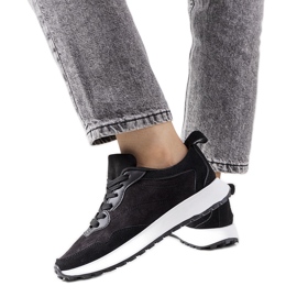 Czarne sneakersy damskie Buoro