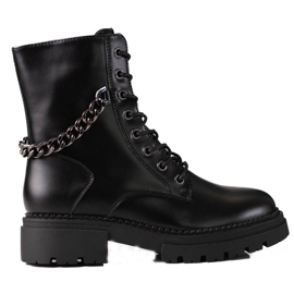 Czarne workery damskie z łańcuszkiem Shelovet na grubej platformie