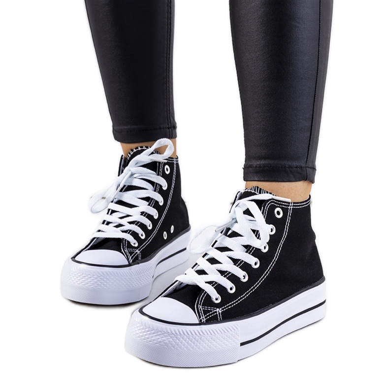 Czarne trampki na platformie Korgay