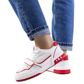 Czerwone sneakersy damskie Kadie białe