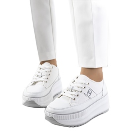 BM Białe sneakersy na wysokiej podeszwie Barsu