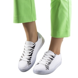 Białe tenisówki Kameta Zebra