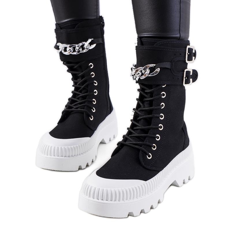 Czarne trampki z łańcuchem Taus