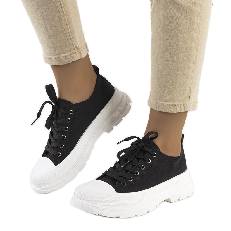 Czarne trampki na grubej podeszwie Ardglass