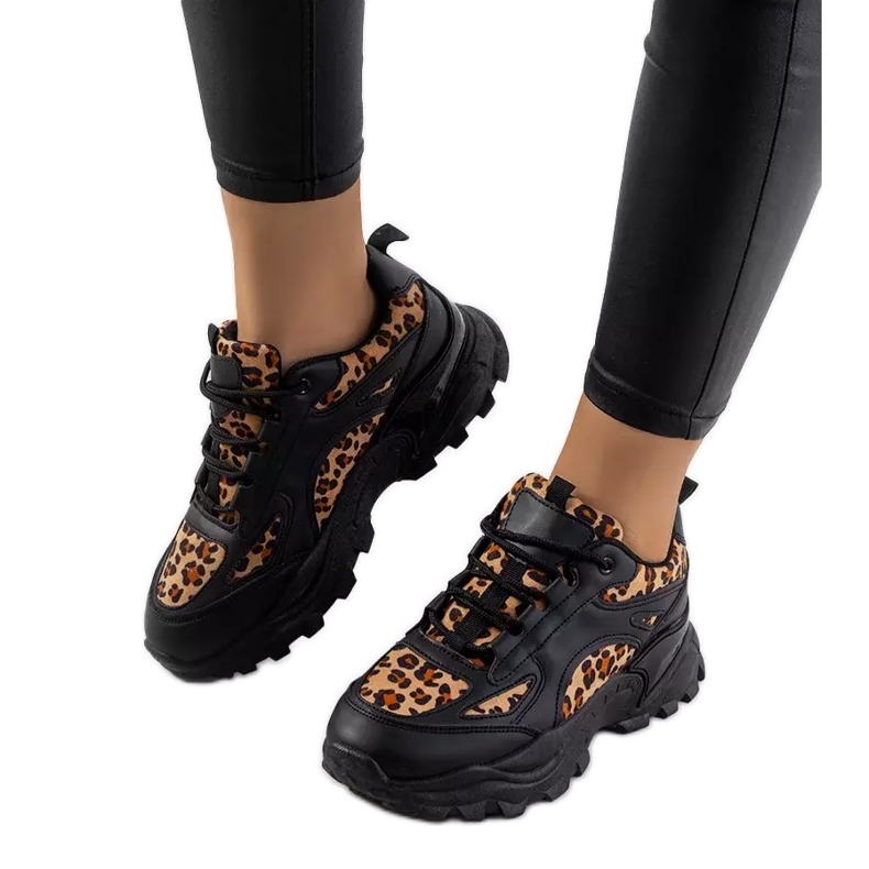 Czarne sneakersy Akron