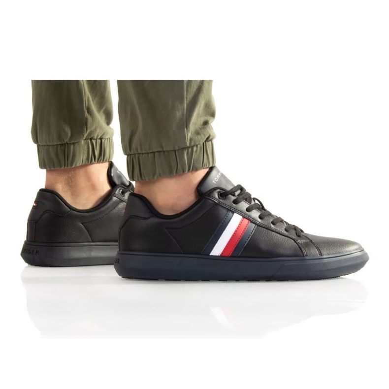 Buty Tommy Hilfiger Leather Stripes M FMOFMO4275 czarne