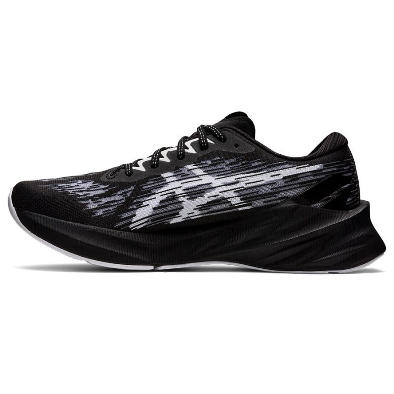 Buty do biegania Asics Novablast 3 M 1011B458 002 białe czarne