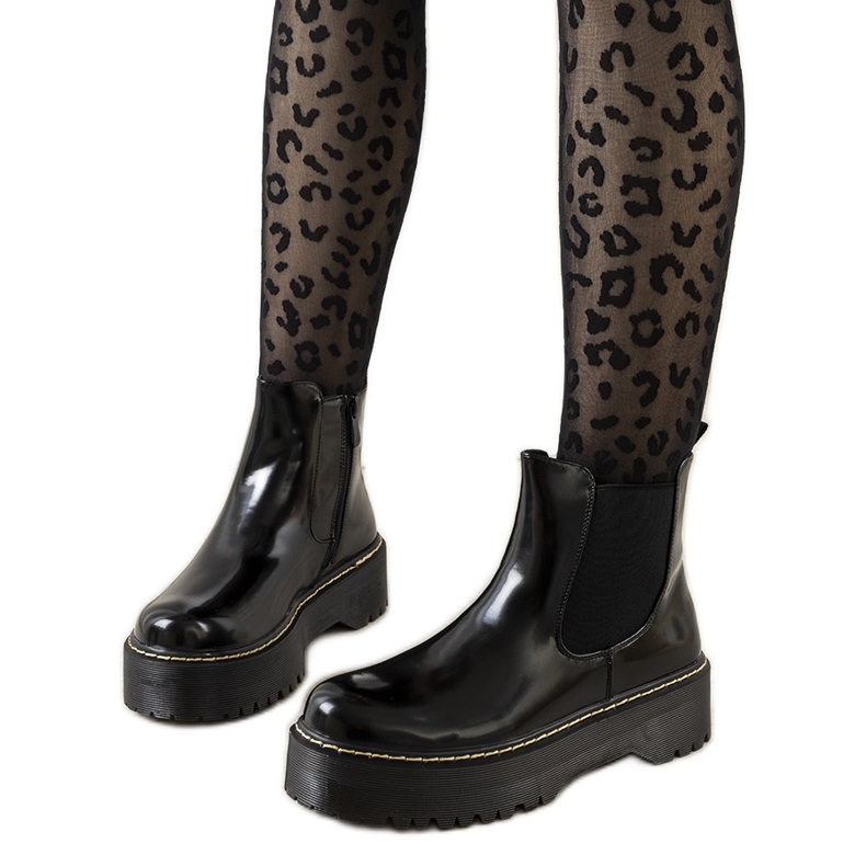 Czarne botki na wysokiej platformie Esilal