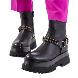 Czarne botki z ćwiekami Aneta