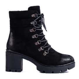 Ocieplane workery damskie  z zamszu ekologicznego czarne